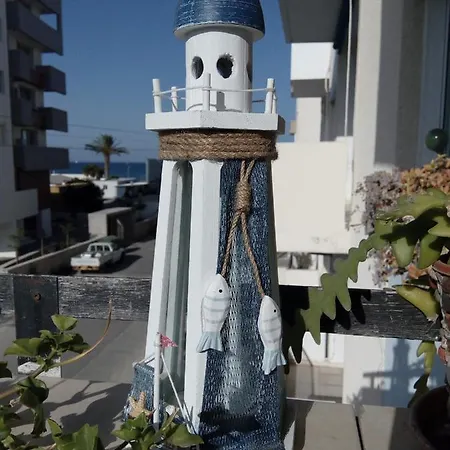 Lighthouse * Ларнака