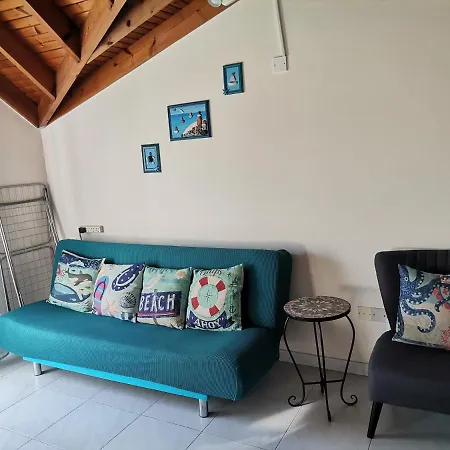 Lighthouse Apartment *